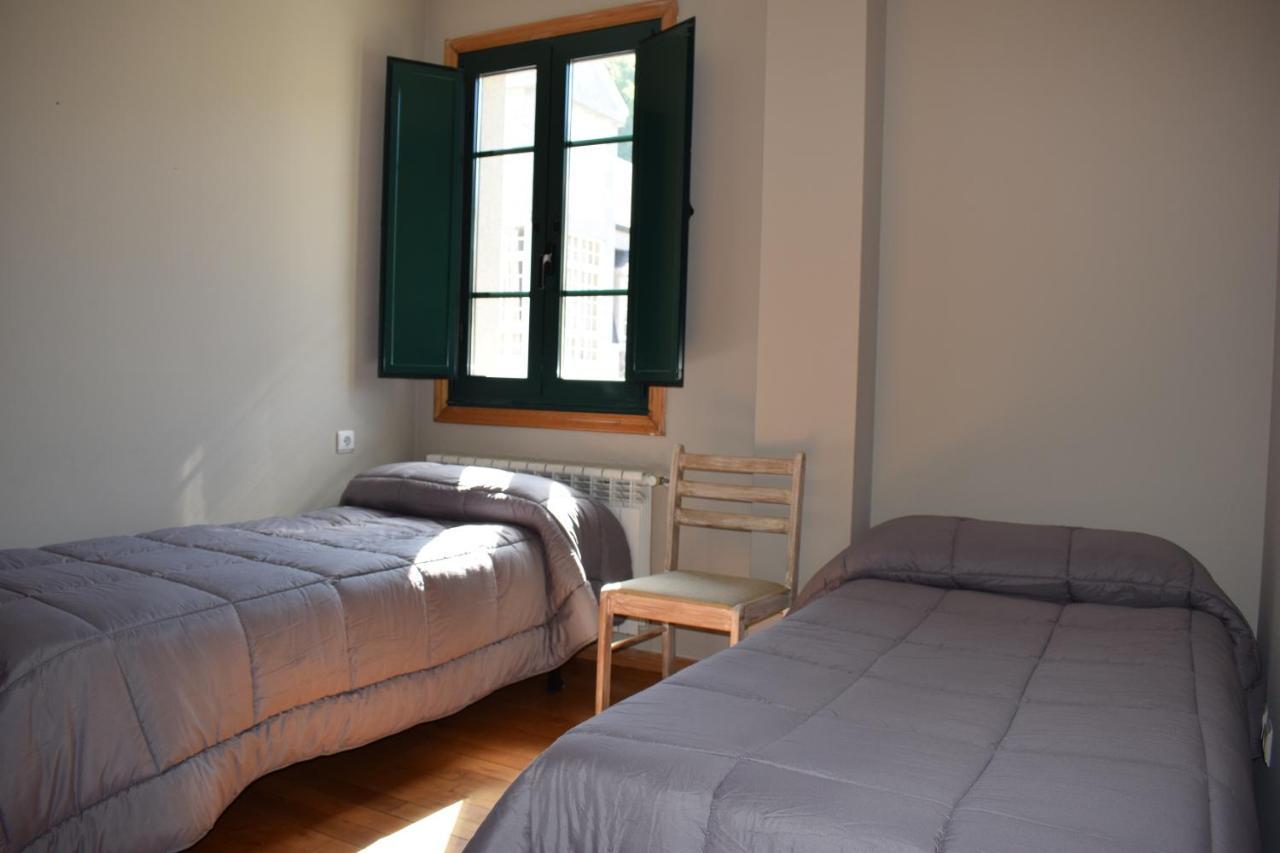 Tras Do Convento Hostel Samos Exterior photo