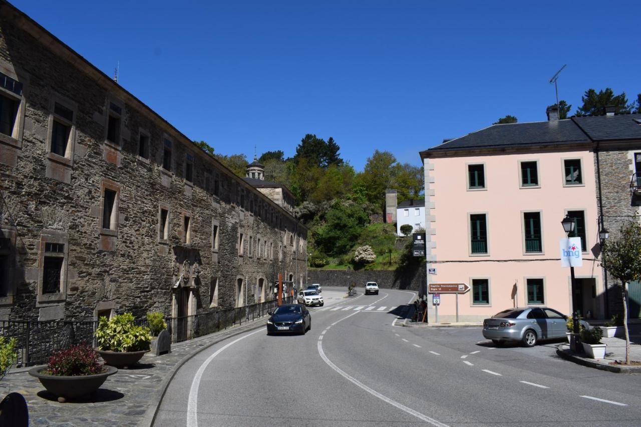 Tras Do Convento Hostel Samos Exterior photo